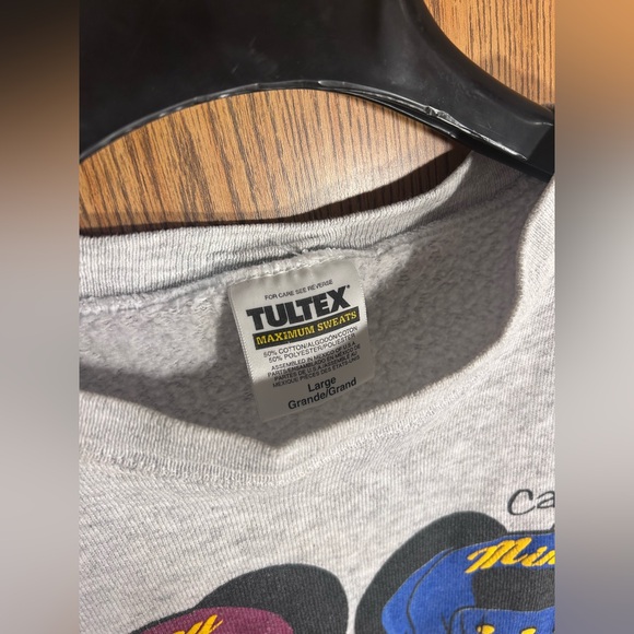 80s Mickey & Minnie Graphic Crewneck Sweatshirt - Picture 4 of 5